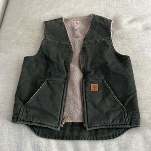New without tags Carhartt green size small Sherpa lined vest